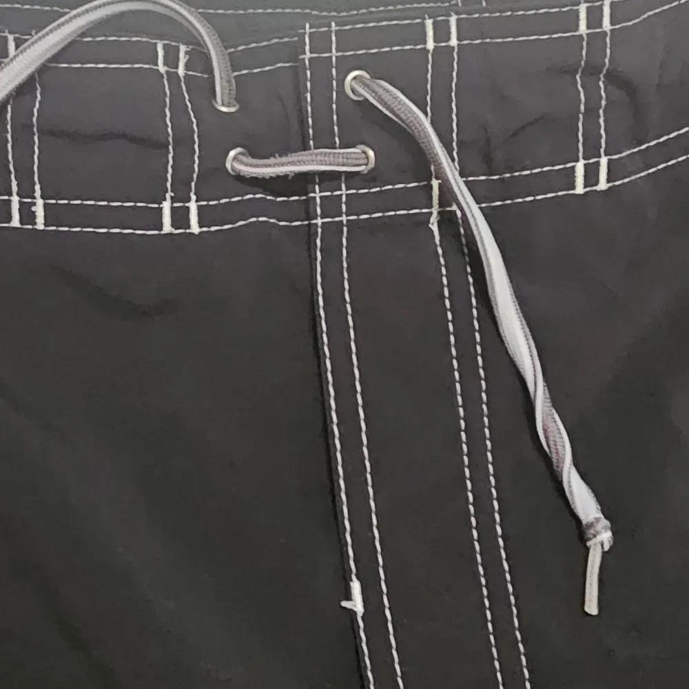 The North Face Men's Black Swim Shorts Large 22